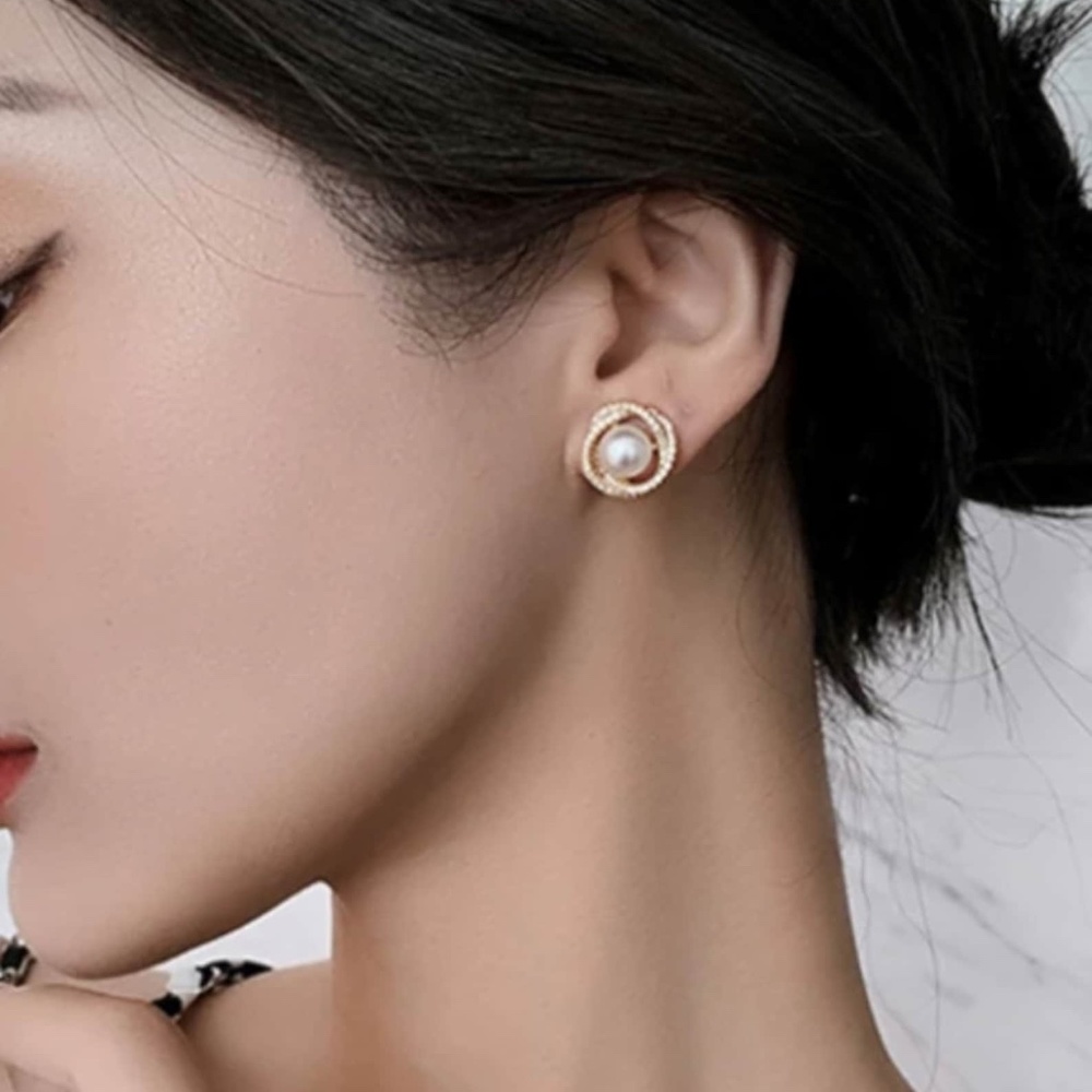 Diamond Pearl Stud Earrings - Geometric Minimalist Earring